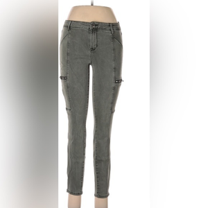 Pistola light gray cargo jeans womens 32 in excellent‎ condition. Petite length